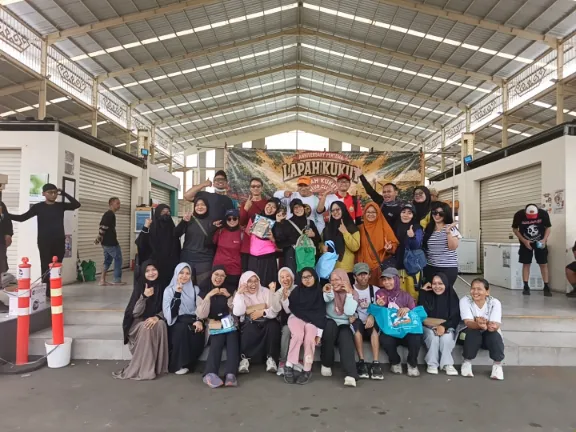 Keluarga Lintas Usia & Sahabat Baru